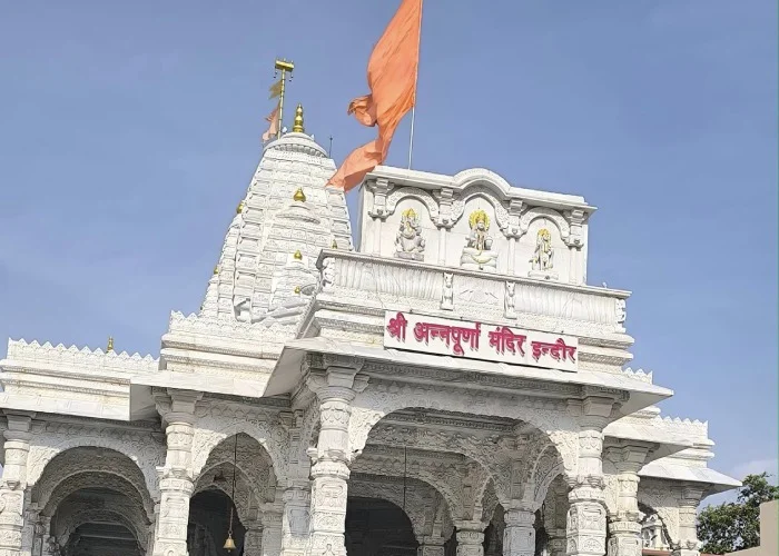 Sacred Temples in Varanasi