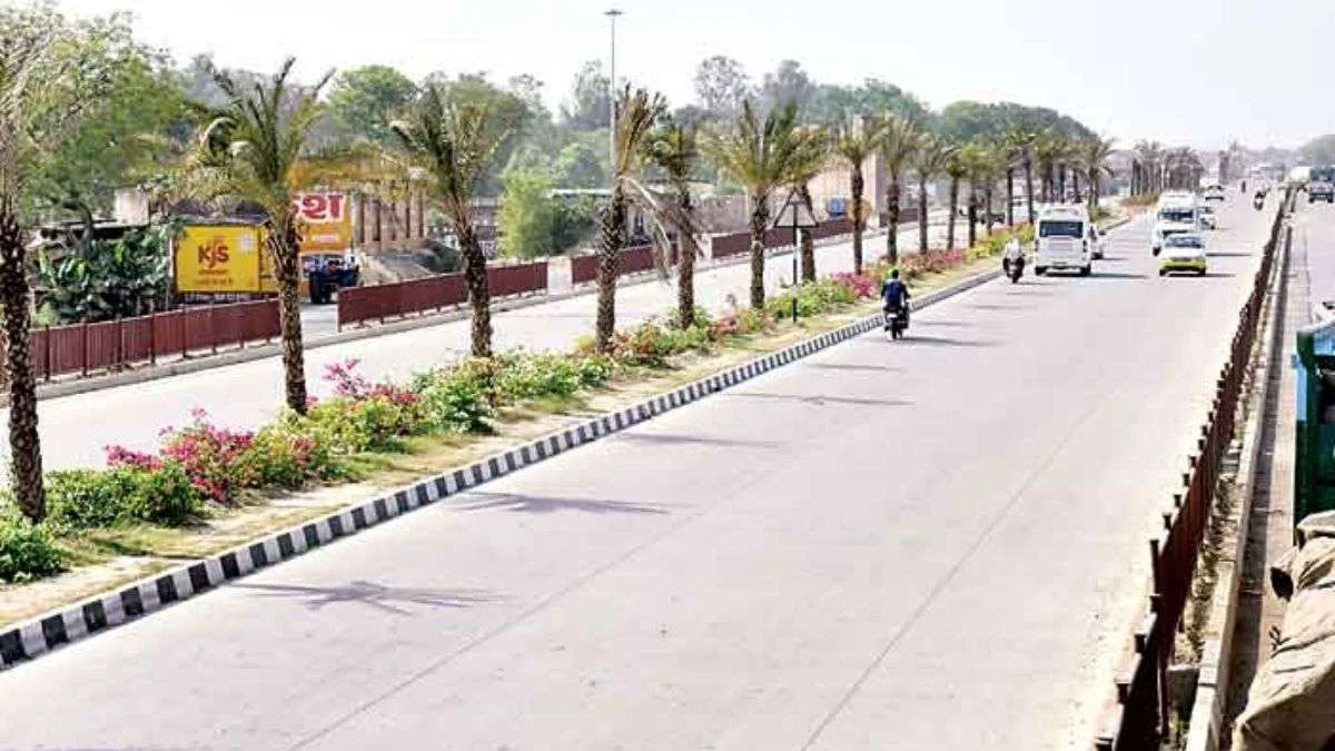 Varanasi Junction to Kashi