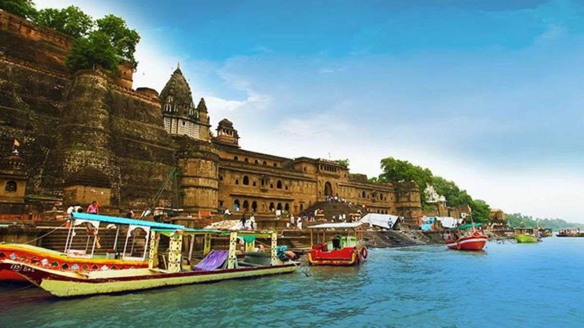 Omkareshwar to Bhopal Distance