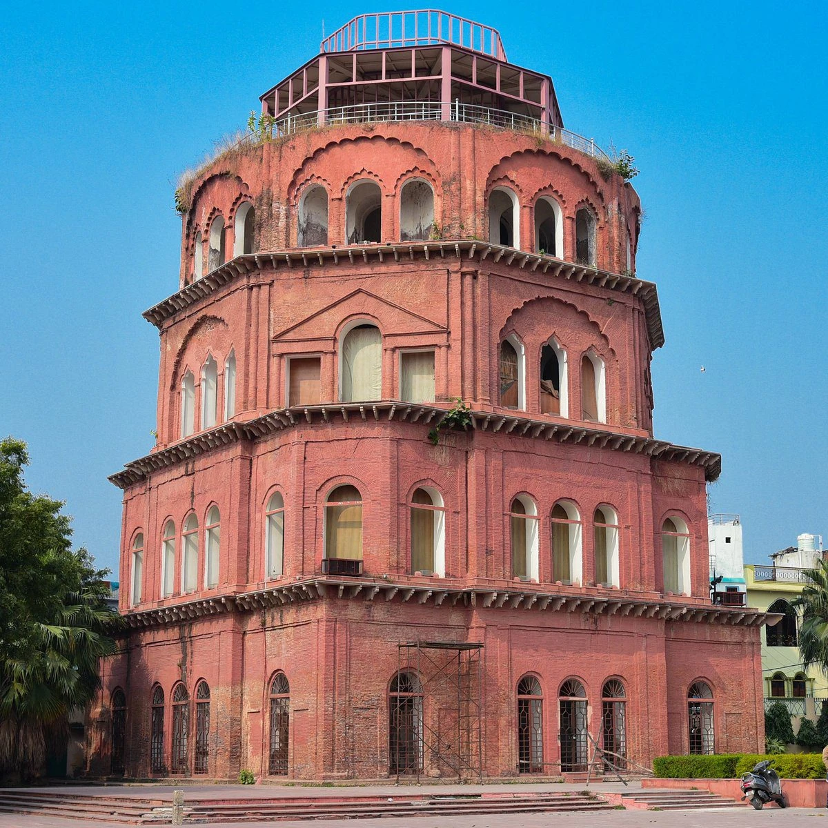 Satkhanda in Lucknow