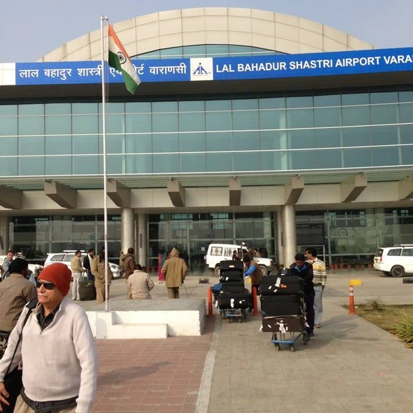 Varanasi Airport to Kashi Vishwanath Temple Distance