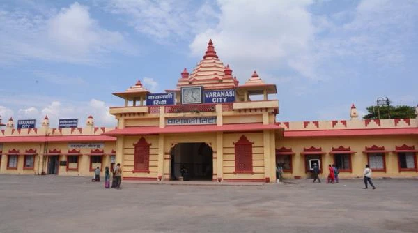 Varanasi Junction to Kashi Vishwanath Temple Distance