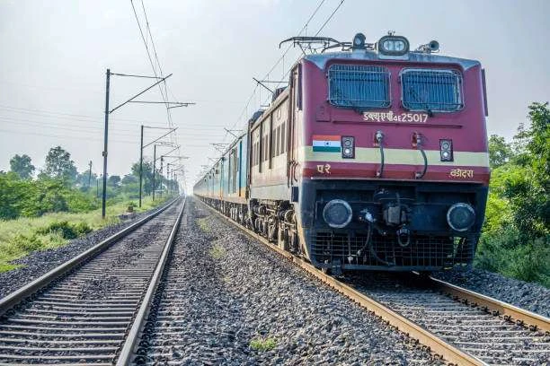 Varanasi to Vindhyachal Distance by Train